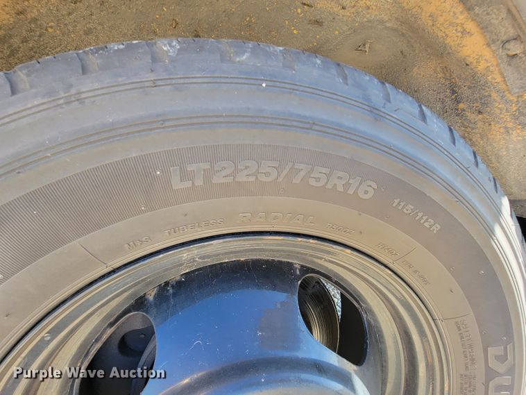 image for item KQ9108 2010 Chevrolet Express G3500  school bus