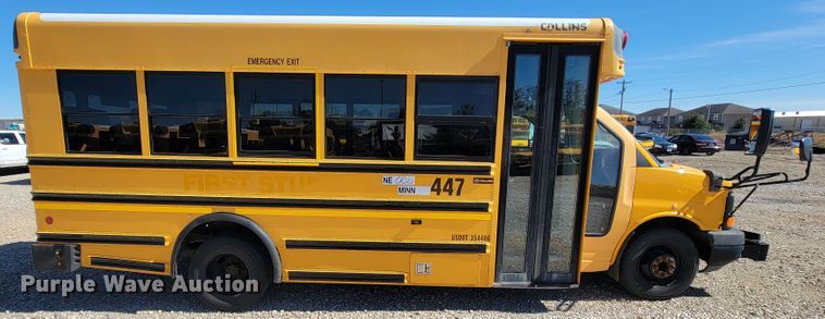 image for item KQ9109 2010 Chevrolet Express G3500  school bus