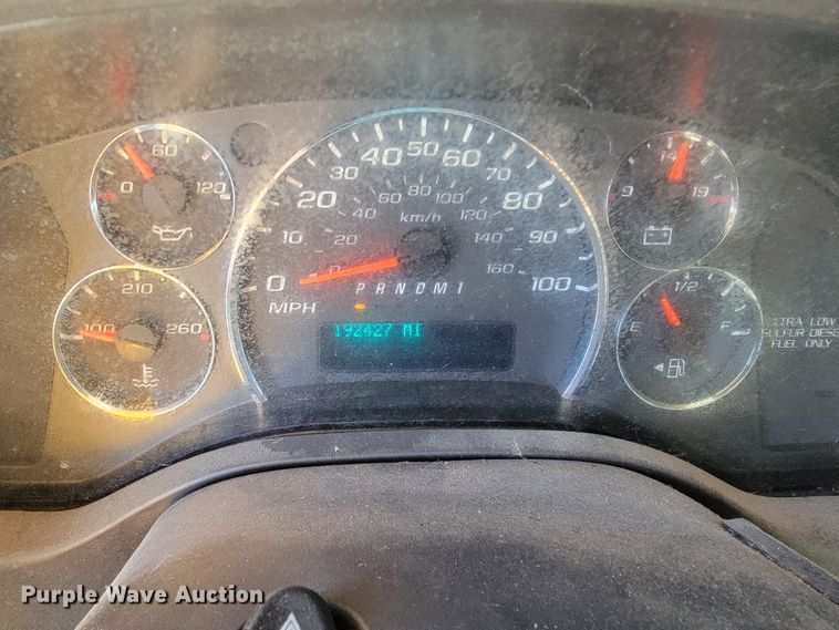 image for item KQ9109 2010 Chevrolet Express G3500  school bus