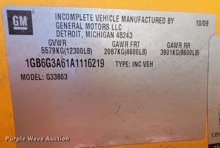 image for item KQ9109 2010 Chevrolet Express G3500  school bus