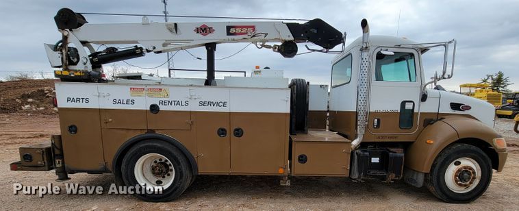 image for item KQ9112 2006 Peterbilt 335  utility / service truck