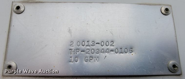 image for item KQ9112 2006 Peterbilt 335  utility / service truck