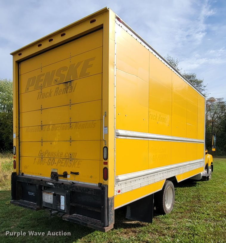 image for item KQ9133 2012 International TerraStar  box truck