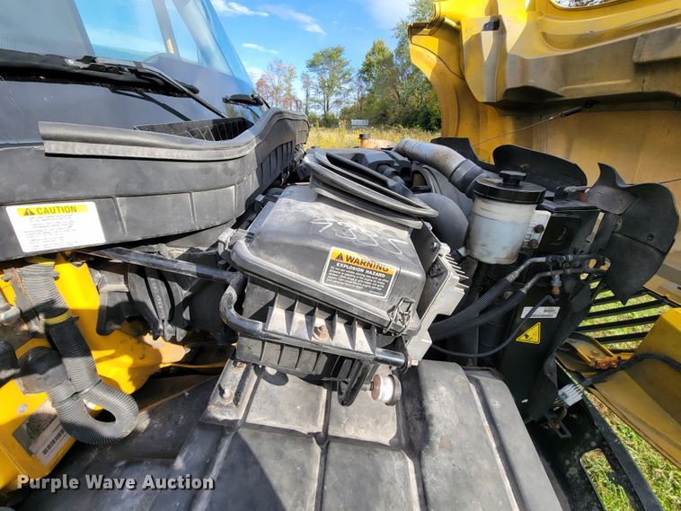 image for item KQ9133 2012 International TerraStar  box truck