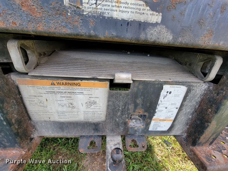 image for item KQ9133 2012 International TerraStar  box truck