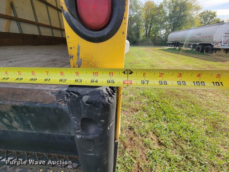 image for item KQ9133 2012 International TerraStar  box truck