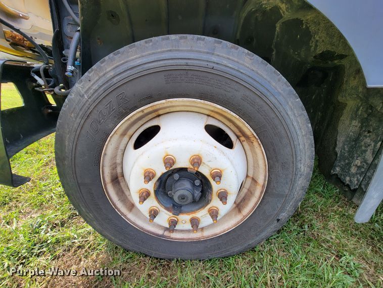 image for item KQ9133 2012 International TerraStar  box truck