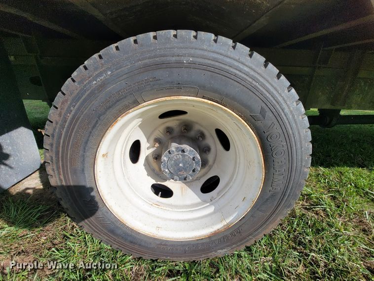 image for item KQ9133 2012 International TerraStar  box truck