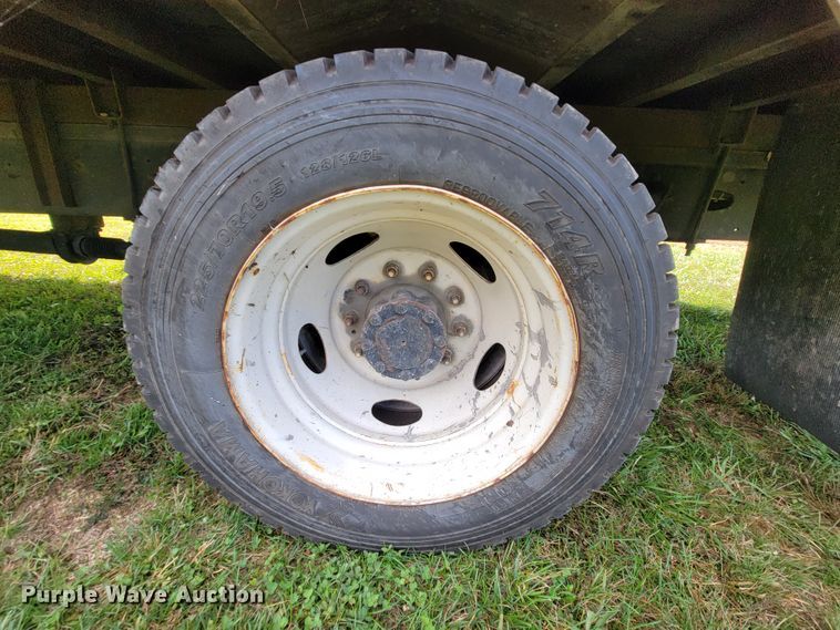 image for item KQ9133 2012 International TerraStar  box truck