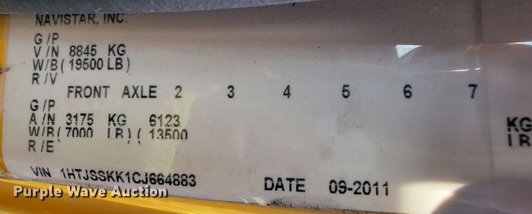 image for item KQ9133 2012 International TerraStar  box truck