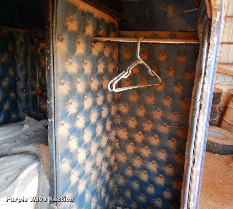 image for item KQ9657 Kenworth  truck cab