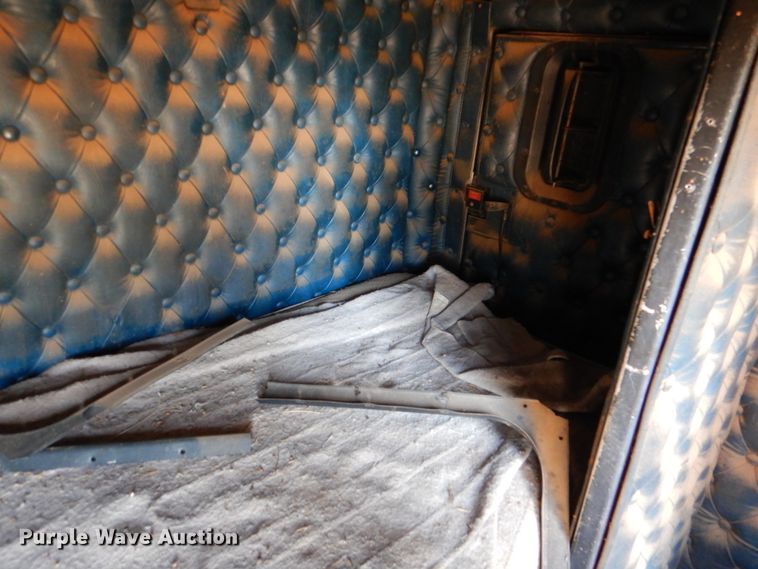 image for item KQ9657 Kenworth  truck cab