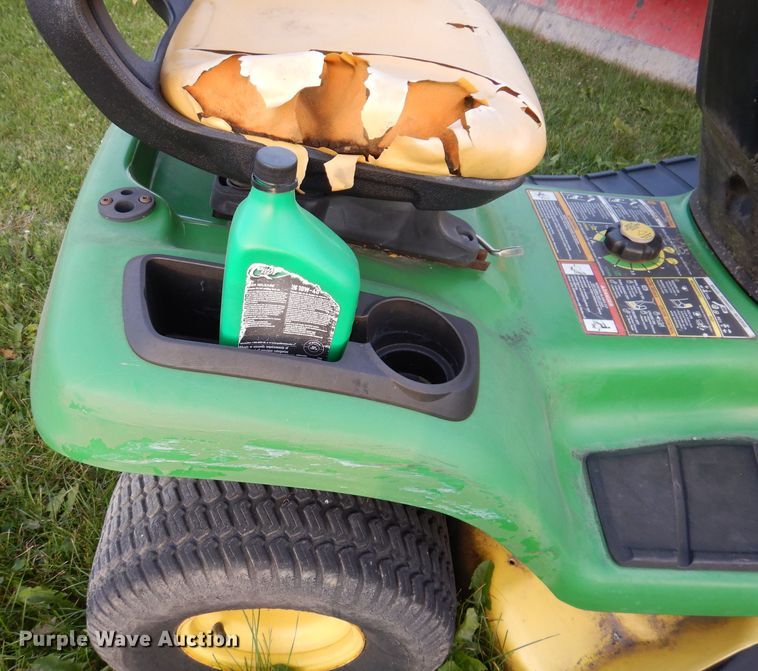 image for item KY9616 2010 John Deere X300  lawn mower