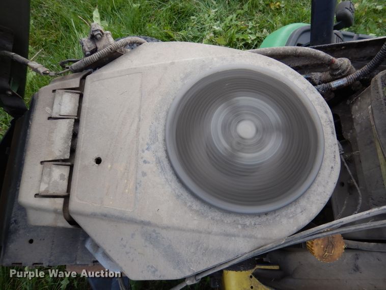 image for item KY9616 2010 John Deere X300  lawn mower