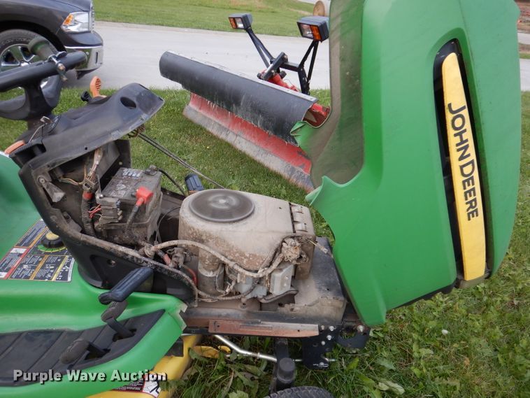 image for item KY9616 2010 John Deere X300  lawn mower