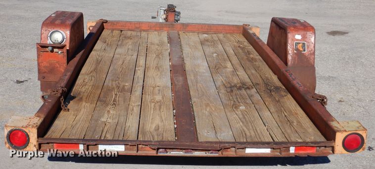 image for item KY9652 1989 Ditch Witch  utility trailer