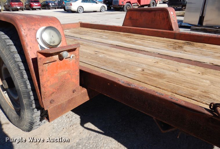 image for item KY9652 1989 Ditch Witch  utility trailer