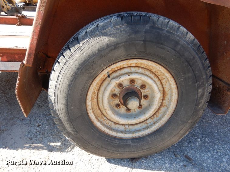 image for item KY9652 1989 Ditch Witch  utility trailer