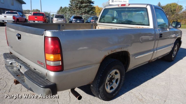 image for item KY9654 2001 GMC Sierra 1500  pickup truck