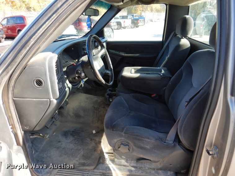 image for item KY9654 2001 GMC Sierra 1500  pickup truck