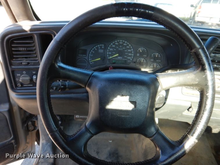 image for item KY9654 2001 GMC Sierra 1500  pickup truck