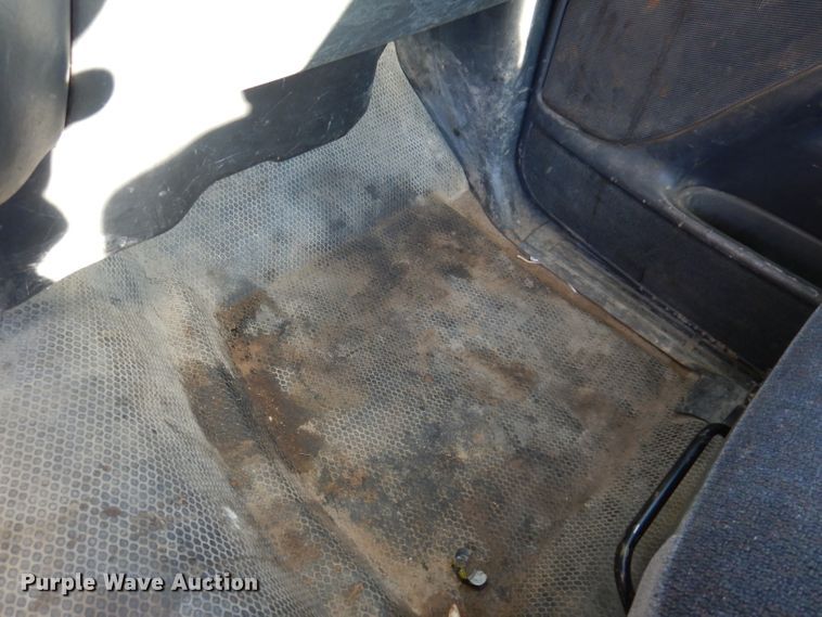 image for item KY9654 2001 GMC Sierra 1500  pickup truck