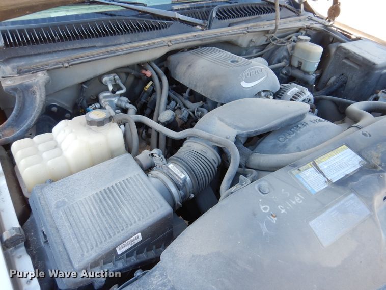 image for item KY9654 2001 GMC Sierra 1500  pickup truck