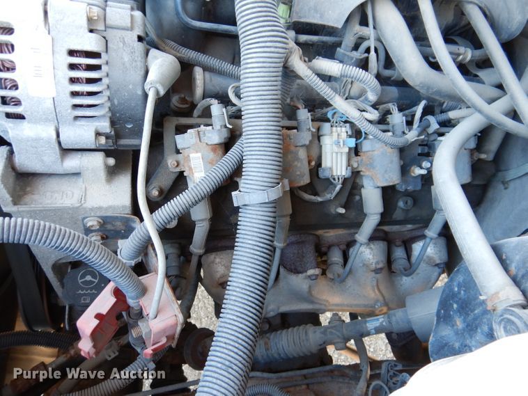 image for item KY9654 2001 GMC Sierra 1500  pickup truck