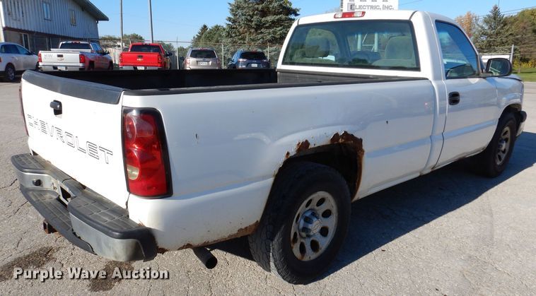 image for item KY9655 2006 Chevrolet Silverado 1500  pickup truck