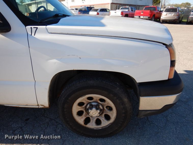 image for item KY9655 2006 Chevrolet Silverado 1500  pickup truck