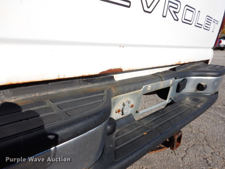 image for item KY9655 2006 Chevrolet Silverado 1500  pickup truck