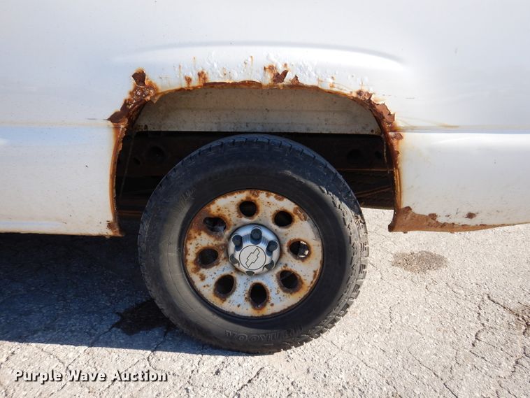 image for item KY9655 2006 Chevrolet Silverado 1500  pickup truck