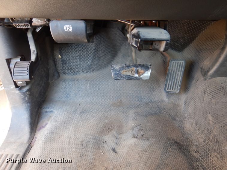 image for item KY9655 2006 Chevrolet Silverado 1500  pickup truck