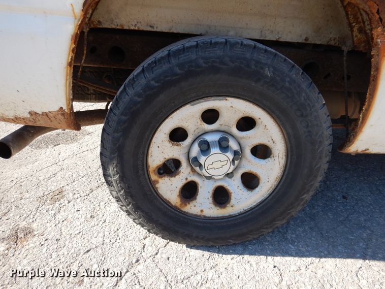 image for item KY9655 2006 Chevrolet Silverado 1500  pickup truck