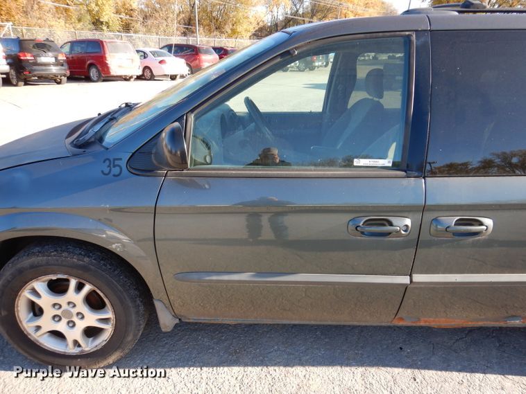 image for item KY9660 2003 Dodge Grand Caravan  van