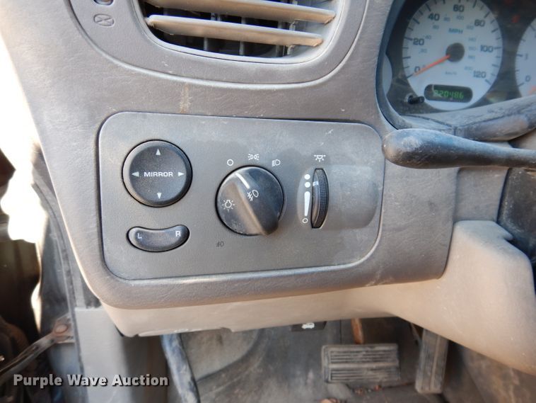 image for item KY9660 2003 Dodge Grand Caravan  van