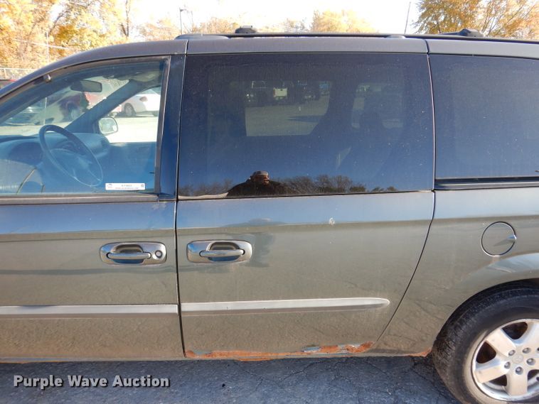 image for item KY9660 2003 Dodge Grand Caravan  van