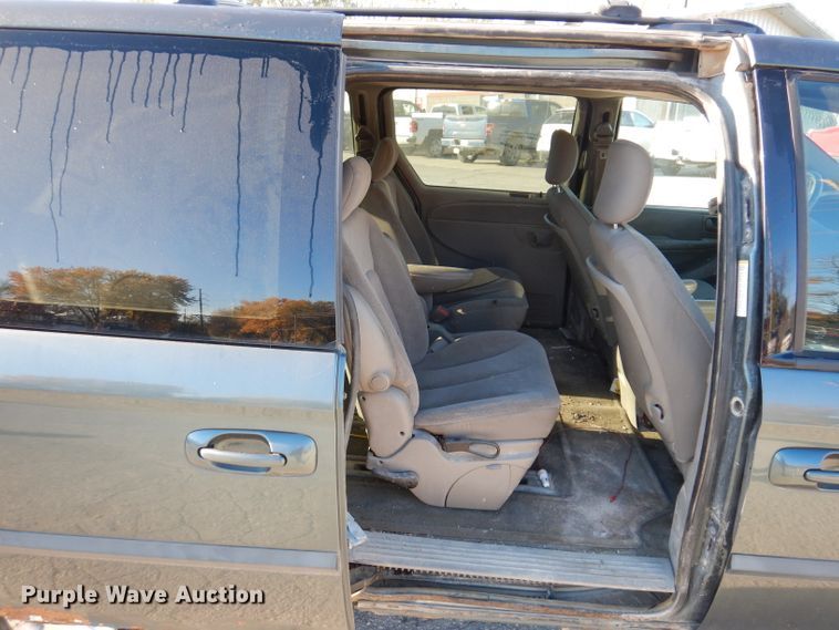 image for item KY9660 2003 Dodge Grand Caravan  van