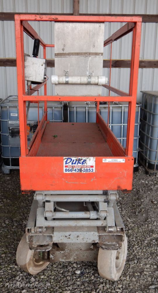 image for item KY9664 Sky Jack 3220  scissor lift