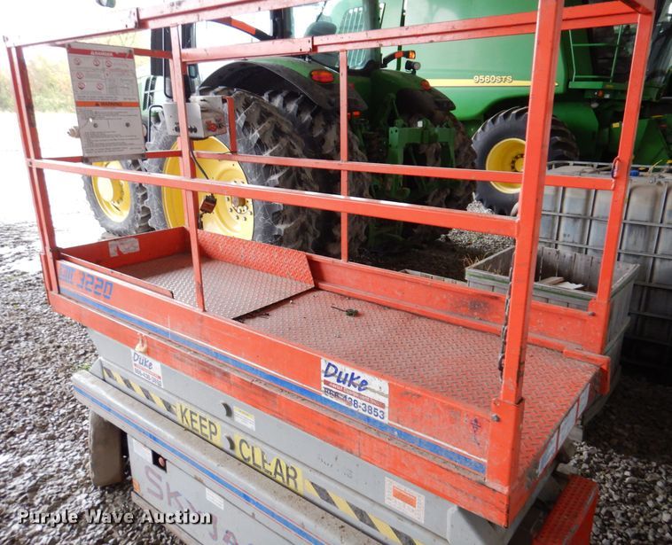 image for item KY9664 Sky Jack 3220  scissor lift