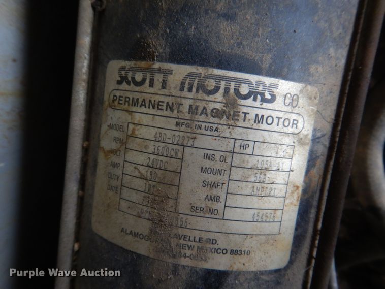 image for item KY9664 Sky Jack 3220  scissor lift