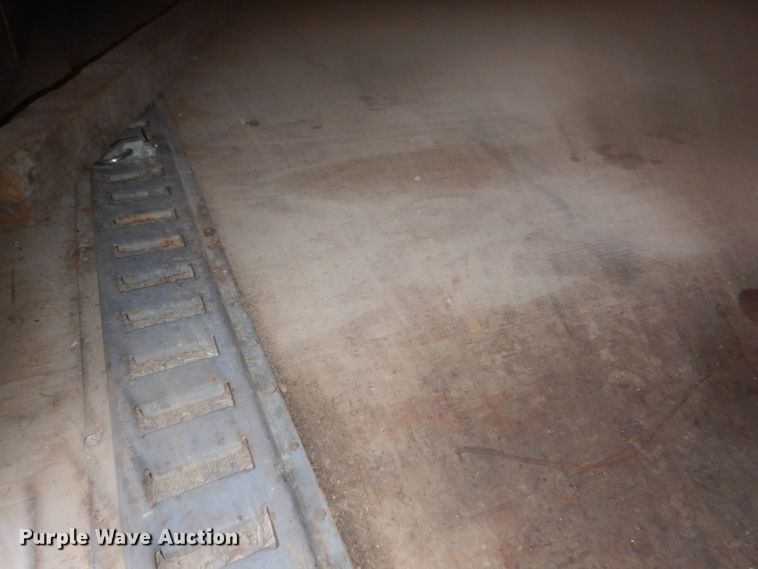 image for item KY9665 2010 H&H  enclosed cargo trailer