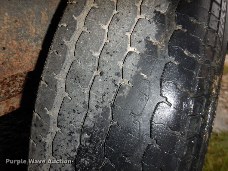 image for item KY9665 2010 H&H  enclosed cargo trailer