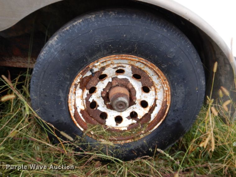 image for item KY9665 2010 H&H  enclosed cargo trailer