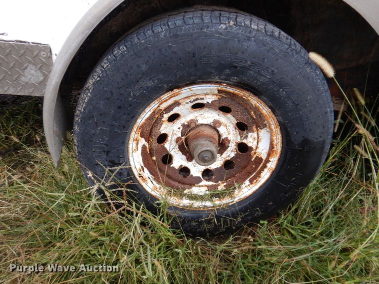 image for item KY9665 2010 H&H  enclosed cargo trailer