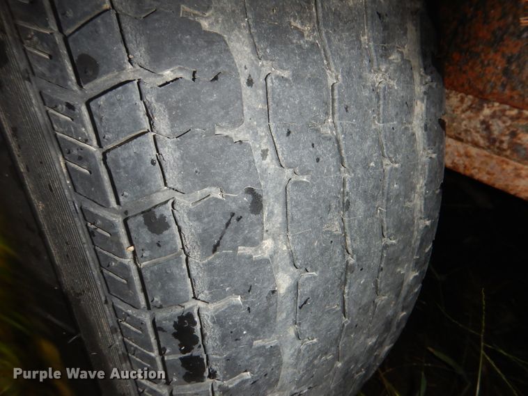 image for item KY9665 2010 H&H  enclosed cargo trailer