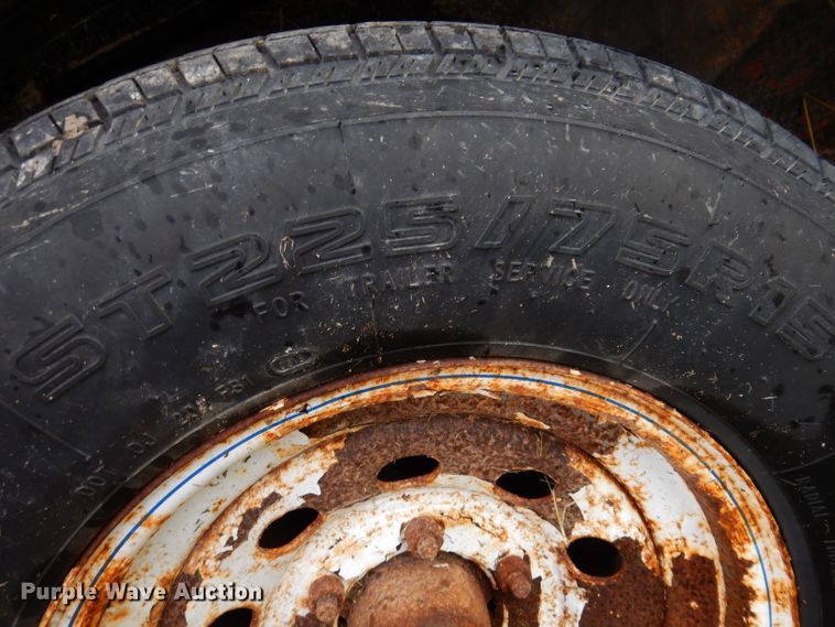 image for item KY9665 2010 H&H  enclosed cargo trailer