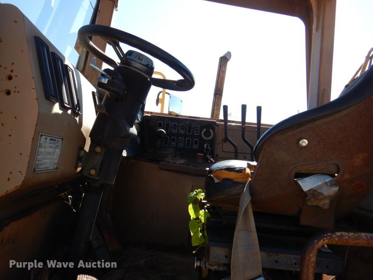 image for item DA5479 1998 Caterpillar 613C  elevating scraper