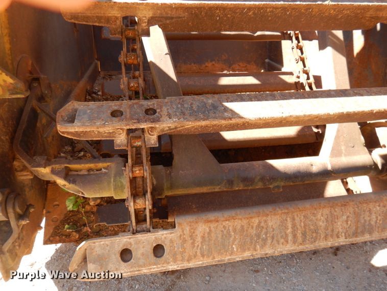 image for item DA5479 1998 Caterpillar 613C  elevating scraper