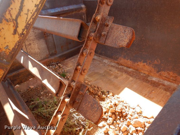 image for item DA5479 1998 Caterpillar 613C  elevating scraper